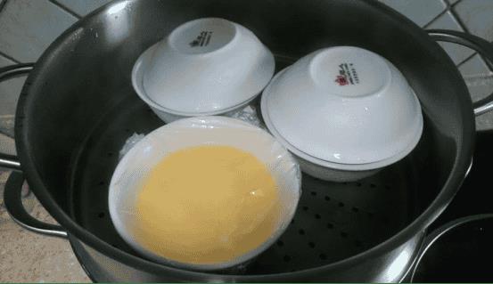 水蒸蛋用凉水还是开水（蒸鸡蛋羹几分钟能熟）