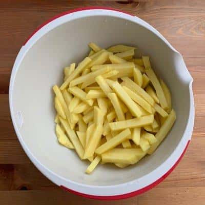 空气炸锅炸薯条怎么做薯条的制作方法（空气炸锅薯条的正确做法大全）