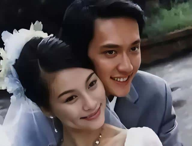 赵丽颖和冯绍峰结婚了吗 老公是谁（赵丽颖老公是谁）