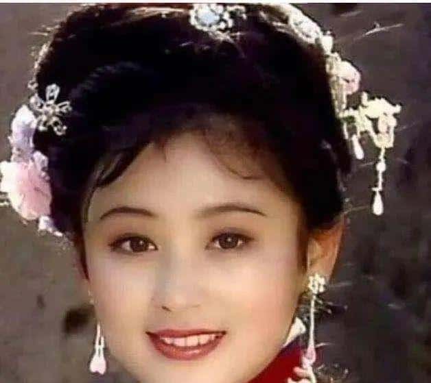 全中国认为第一美女是谁（全中国第一美女是谁图片）