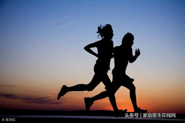 每天跑步对身体有什么好处和坏处（每天坚持跑步对身体有什么好处）