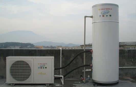 空气能热水器怎么安装水管（空气能热水器怎么预留水管）
